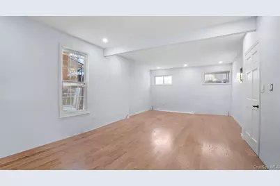 4518 Richardson Avenue, Bronx, NY 10470 - Photo 18