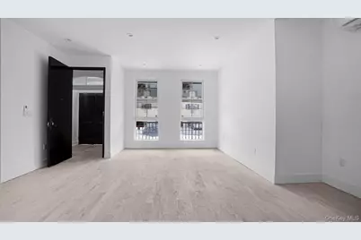 340 E 234th Street, Bronx, NY 10470 - Photo 8