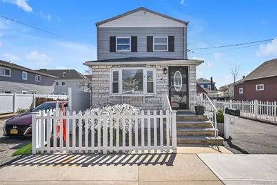 187 Memphis Avenue, Floral Park, NY 11001 - Photo 1