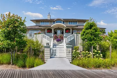 206 Broadway, Bay Shore, NY 11706 - Photo 1