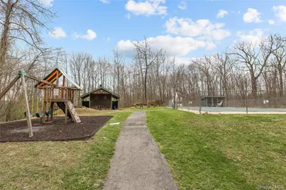 420 Fox Run Lane, Carmel, NY 10512 - Photo 20
