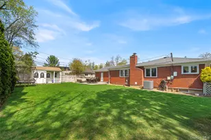 50 Marian Ln, Jericho, NY 11753 - Photo 26
