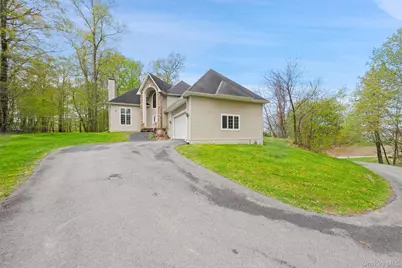 21 Huyler Drive, Hyde Park, NY 12538 - Photo 1
