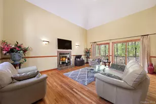 21 Huyler Dr, Hyde Park, NY 12538 - Photo 12