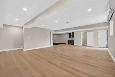 11 Country Glen, Fishkill, NY 12524 - Photo 36