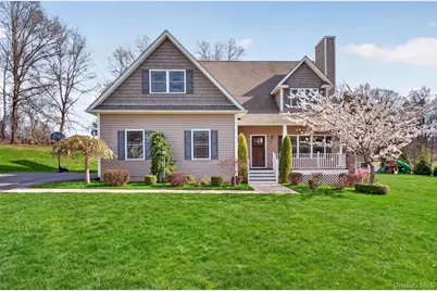 11 Country Glen, Fishkill, NY 12524 - Photo 1