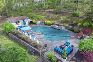 7 SE Rd, Sands Point, NY 11050 - Photo 38