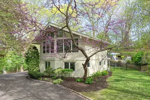 7 SE Rd, Sands Point, NY 11050 - Photo 4