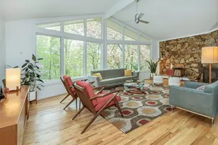 7 SE Rd, Sands Point, NY 11050 - Photo 10