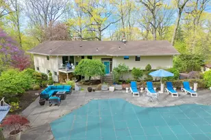 7 SE Rd, Sands Point, NY 11050 - Photo 42