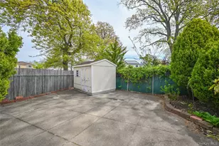 16-37 157th St, Whitestone, NY 11357 - Photo 20