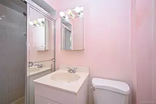 16-37 157th St, Whitestone, NY 11357 - Photo 12
