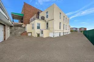 3205 Lafayette Ave, Bronx, NY 10465 - Photo 4