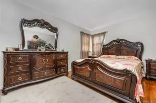 1406 M St, Elmont, NY 11003 - Photo 8