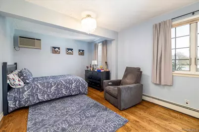 96 Southard Avenue, Rockville Centre, NY 11570 - Photo 18