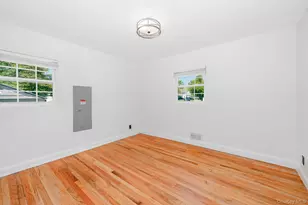 344 Atlantic Ave, Bay Shore, NY 11706 - Photo 18