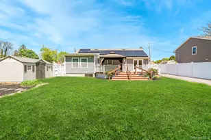 344 Atlantic Ave, Bay Shore, NY 11706 - Photo 6