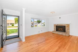 344 Atlantic Ave, Bay Shore, NY 11706 - Photo 12