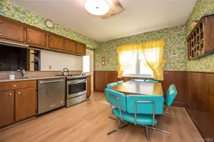 3905 Greentree Dr, Oceanside, NY 11572 - Photo 2