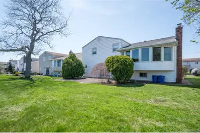 3905 Greentree Drive, Oceanside, NY 11572 - Photo 16