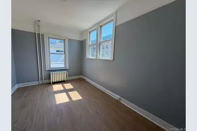 24 Doxsey Place #3, Lynbrook, NY 11563 - Photo 8