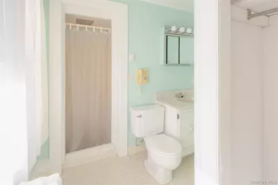 80 Lewis Street, Southampton, NY 11968 - Photo 20