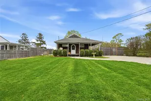 12 Herricks Ln, Jamesport, NY 11901 - Photo 2