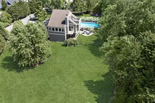 4 Meadow Ln, Westhampton Beach, NY 11978 - Photo 20