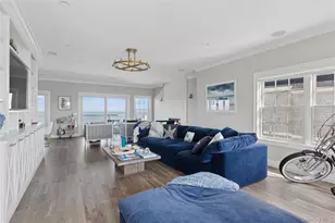 39 Shinnecock Rd, East Quogue, NY 11942 - Photo 4