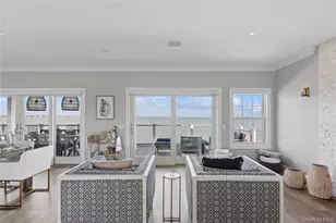 39 Shinnecock Rd, East Quogue, NY 11942 - Photo 6