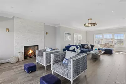 39 Shinnecock Road, East Quogue, NY 11942 - Photo 2