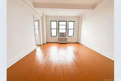 83-00 Talbot Street #8E, Kew Gardens, NY 11415 - Photo 2