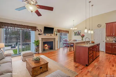 168 Brookfield Avenue, Center Moriches, NY 11934 - Photo 8