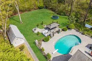 9 Arista Ct, Dix Hills, NY 11746 - Photo 40
