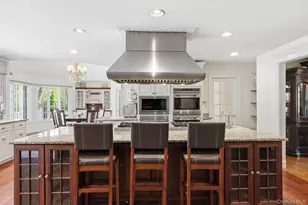 9 Arista Ct, Dix Hills, NY 11746 - Photo 10