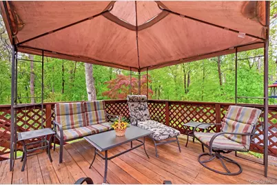 25 High Road, Montrose, NY 10567 - Photo 34