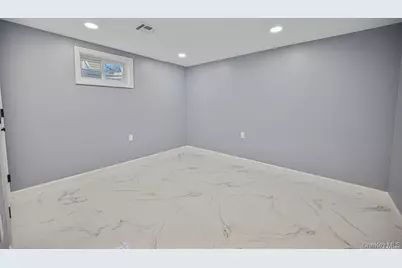 253 Meyer Avenue, Valley Stream, NY 11580 - Photo 22