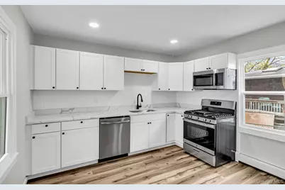 44 Glenwood Avenue, Poughkeepsie, NY 12603 - Photo 2