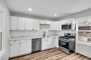 44 Glenwood Ave, Poughkeepsie, NY 12603 - Photo 2