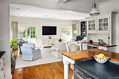 16 Middle Drive, Manhasset, NY 11030 - Photo 12