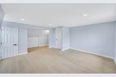 207 August Road, North Babylon, NY 11703 - Photo 10