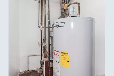 24021 68th Avenue #10, Little Neck, NY 11362 - Photo 26