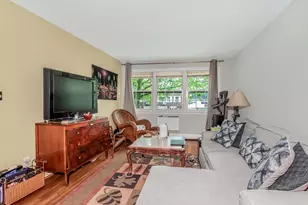 240-21 68th Ave, Little Neck, NY 11362 - Photo 4