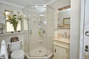 84-34 120th St, Kew Gardens, NY 11415 - Photo 12