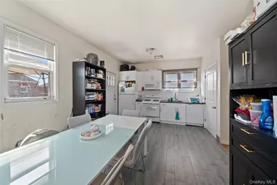 2710 Lurting Avenue, Bronx, NY 10469 - Photo 32