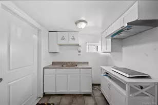 2710 Lurting Ave, Bronx, NY 10469 - Photo 4