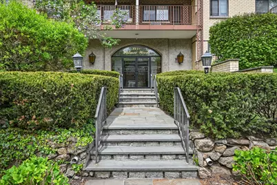2221 Palmer Avenue #3R, New Rochelle, NY 10801 - Photo 1