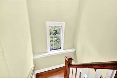 307 Hollywood Avenue, Tuckahoe, NY 10707 - Photo 24