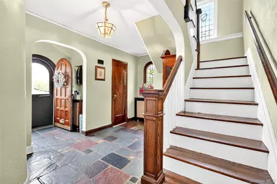 307 Hollywood Avenue, Tuckahoe, NY 10707 - Photo 6