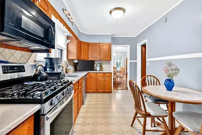 307 Hollywood Avenue, Tuckahoe, NY 10707 - Photo 14